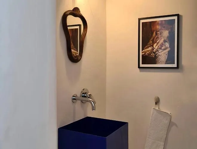 A Casa Di Ro * オストゥーニ
